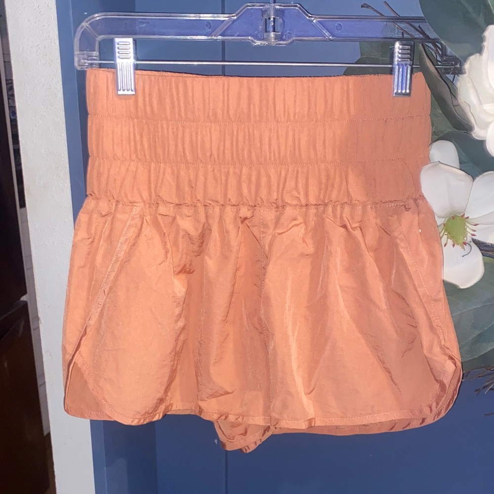 Women's Free People Movement Peach 🍑 Ruffled Shorts